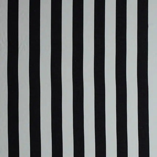SAVA - 05 Noir